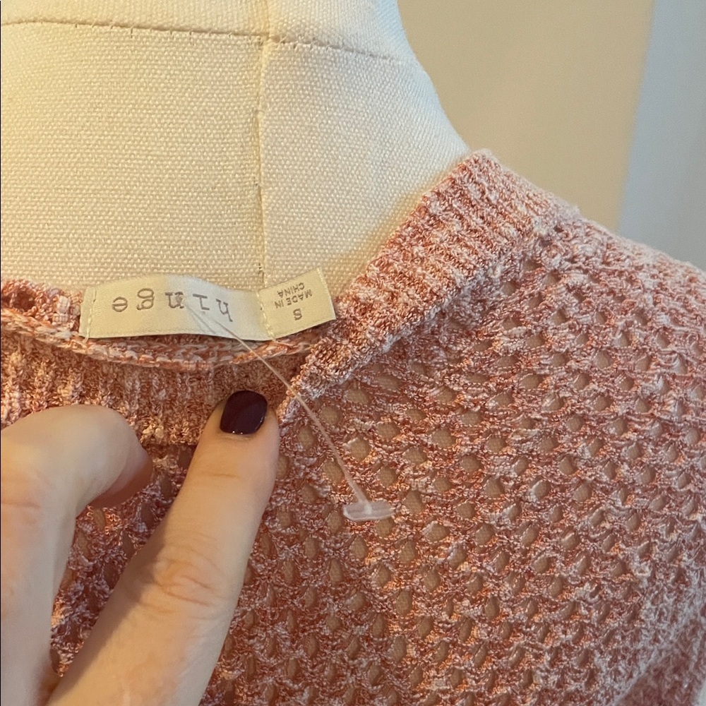 Hinge Pink Peach V-Neck Knit Sweater Small - Picture 8 of 8